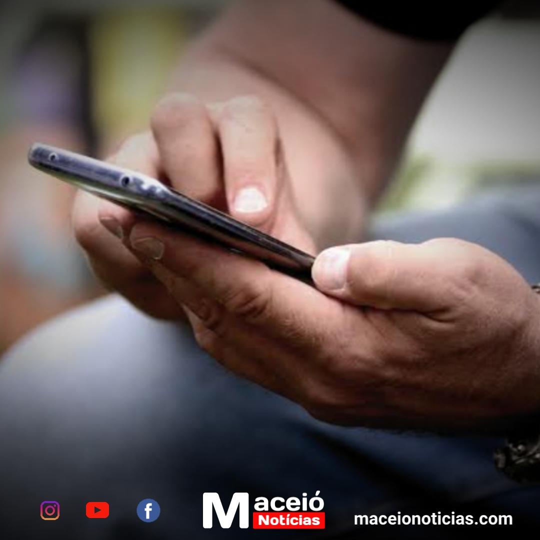 Brasil registrou um roubo ou furto de celular a cada dois minutos em 2023