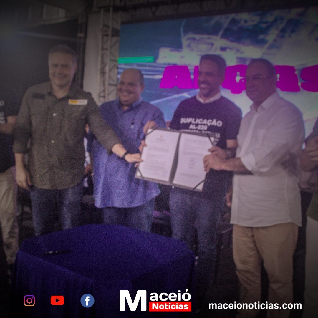 Governo de Alagoas inaugura rodovia duplicada entre Arapiraca e Batalha