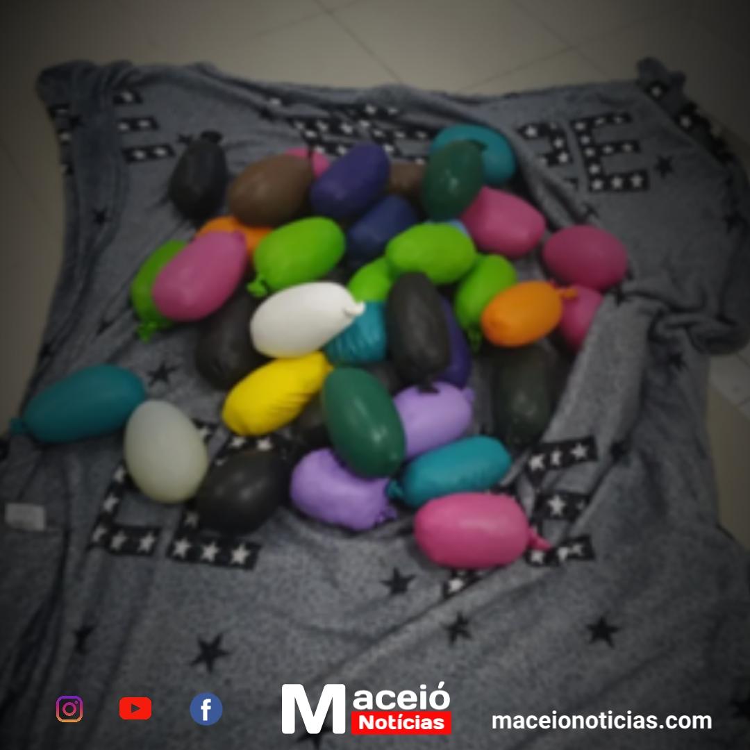 Homem é detido com 10 quilos de maconha em rodovia de Murici, Alagoas