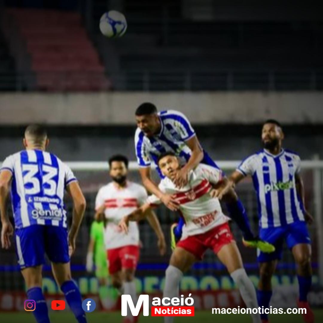 CRB sofre nova derrota no Rei Pelé e estende jejum de vitórias na Série B