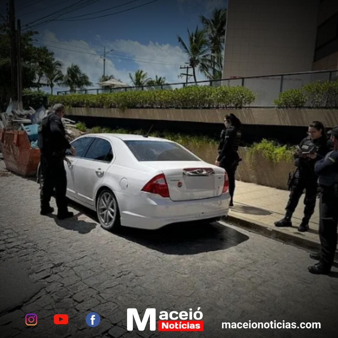 Homem fica preso ao tentar furtar carro na orla de Maceió