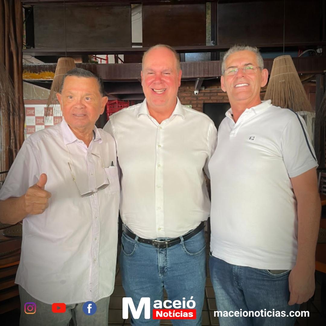 Encontro entre Geo Cruz, Carlos Alexandre e Mazoni reforça articulações políticas em Alagoas