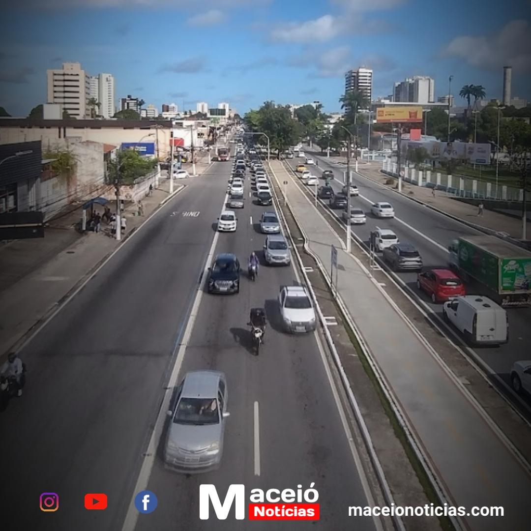 Lula suspende cobrança do seguro DPVAT em 2025