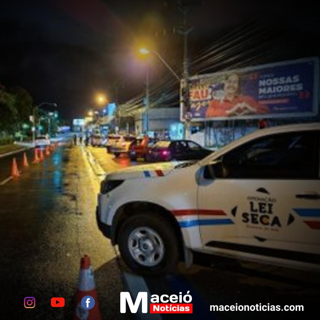 Três motoristas são detidos pela Lei Seca na madrugada de sábado em Maceió