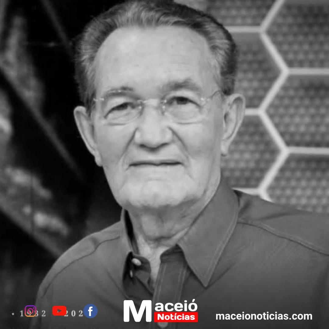 Léo Batista, referência do jornalismo esportivo, morre aos 92 anos