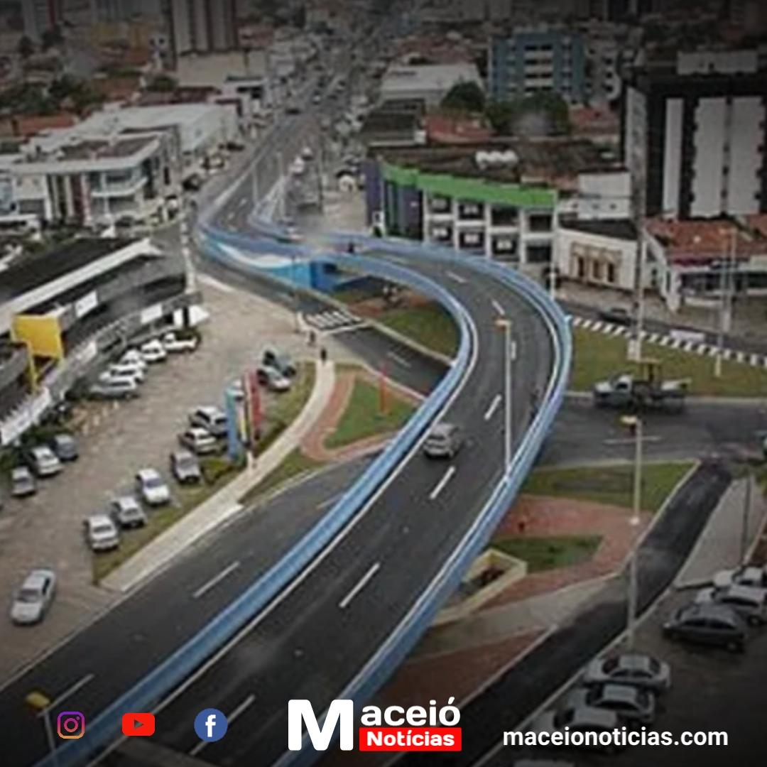 Viaduto da Avenida Álvaro Calheiros será fechado para obras