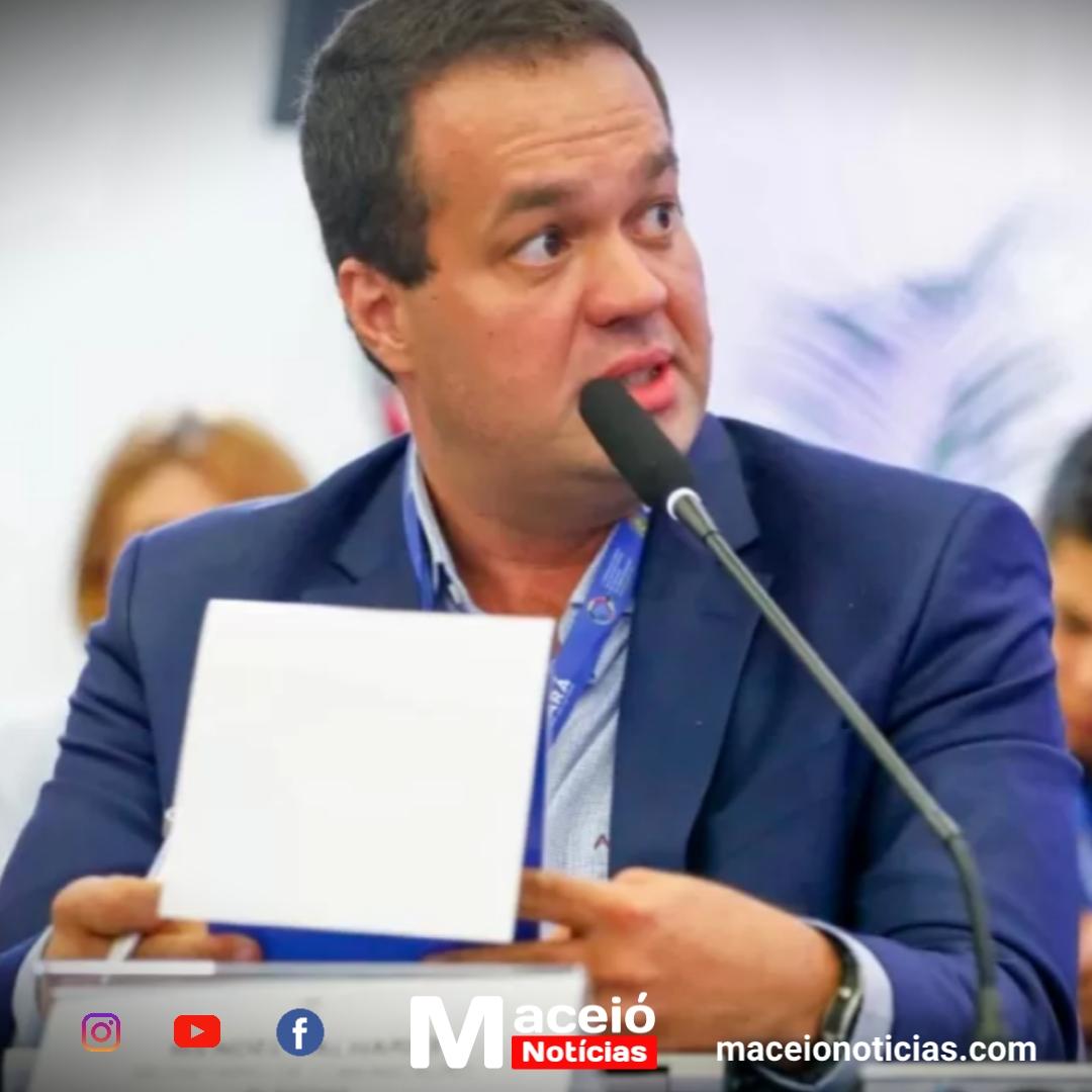 Empatia é chave na comunicação pública em crises, afirma chefe da Secom-AL