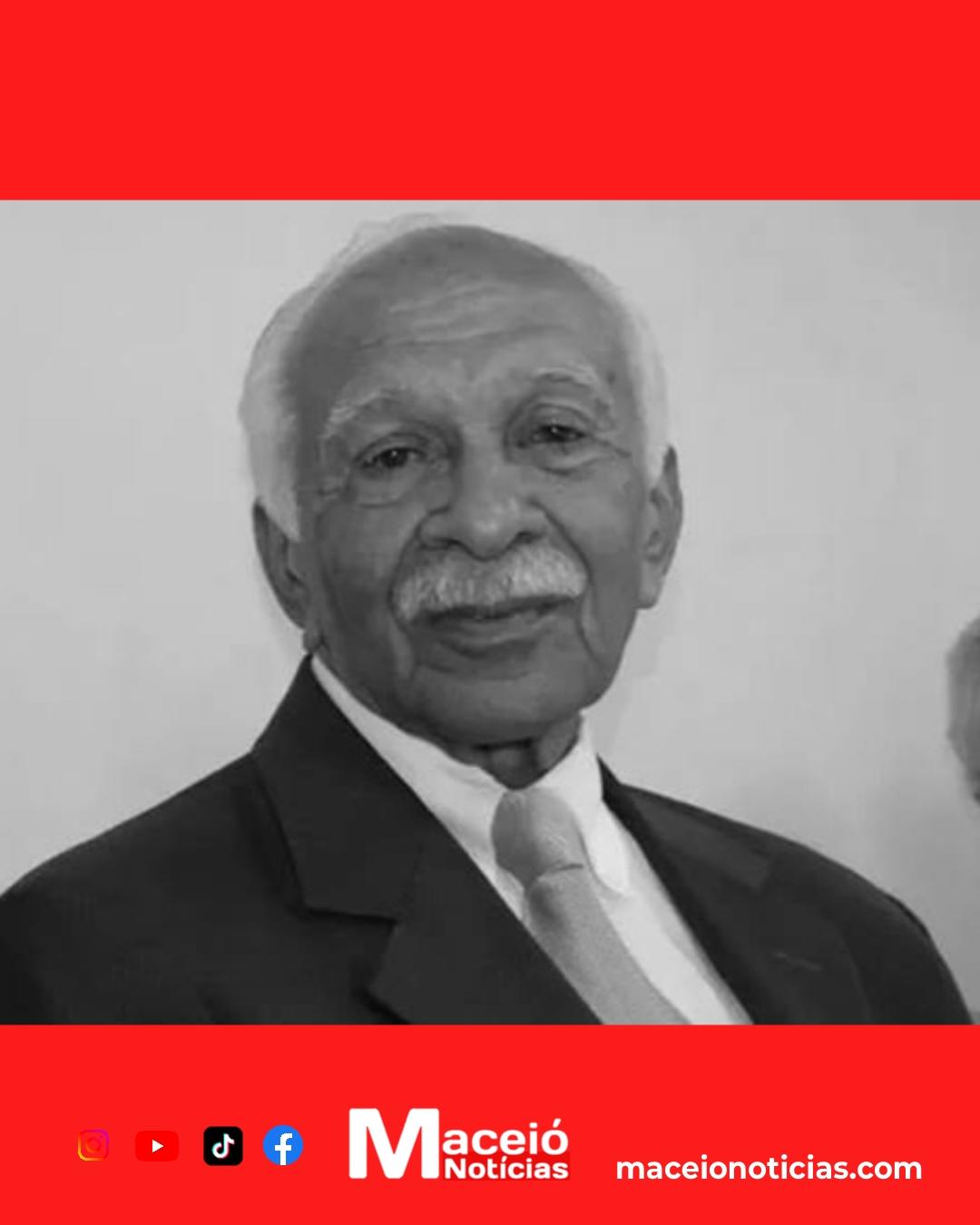 Morre aos 97 anos Moacir Teófilo, pioneiro do ensino particular no Agreste