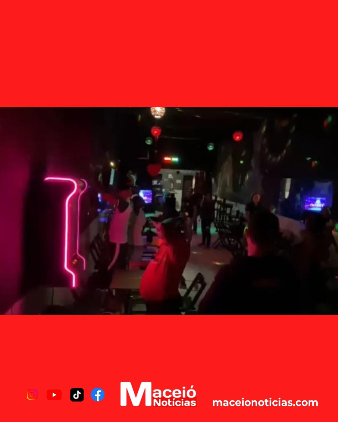 Operação na madrugada fecha estabelecimento no Centro de Maceió e detém proprietário