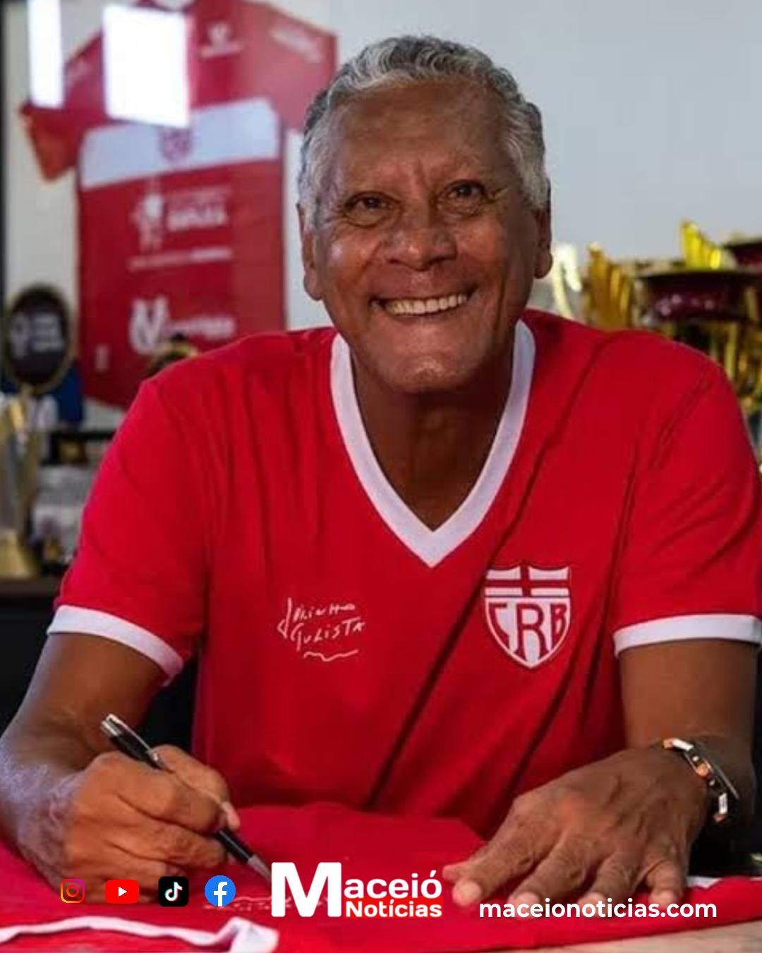 Ex-craque do CRB, Joãozinho Paulista é hospitalizado após sofrer AVC em Maceió
