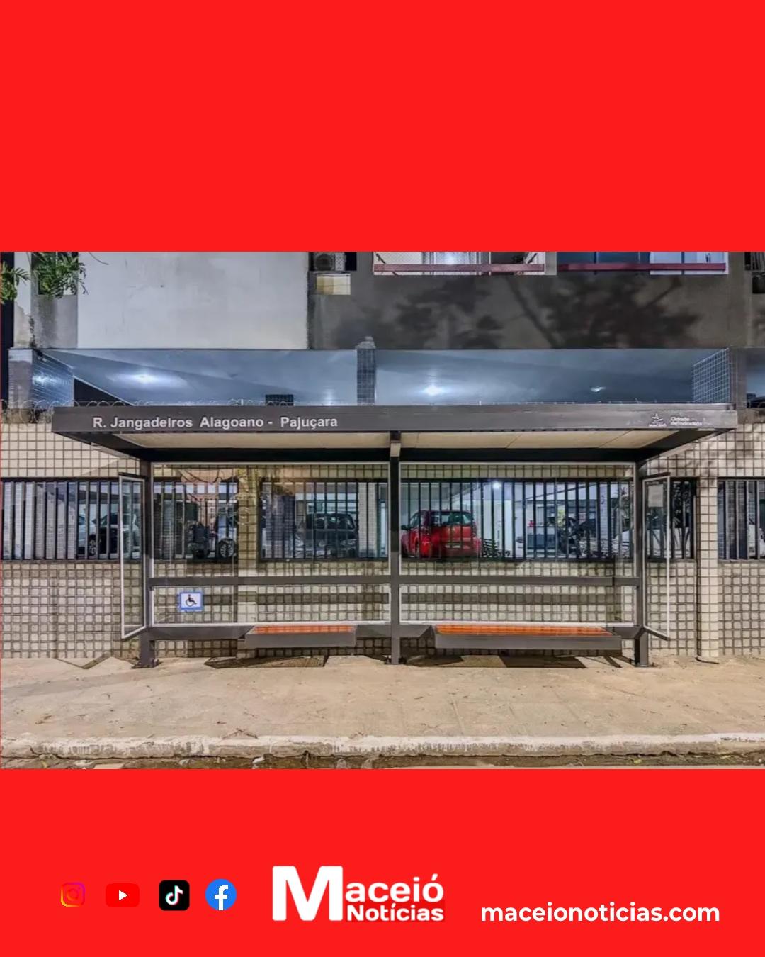 Pajuçara ganha ponto de ônibus “de luxo” com USB e iluminação