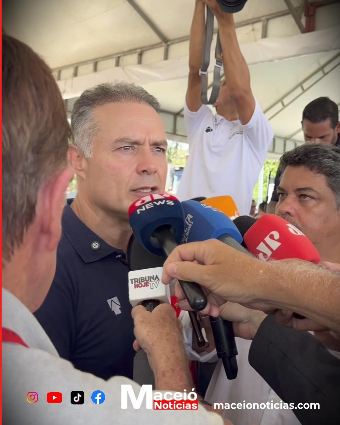 Entrega de máquinas agrícolas reforça apoio à produção rural em Alagoas