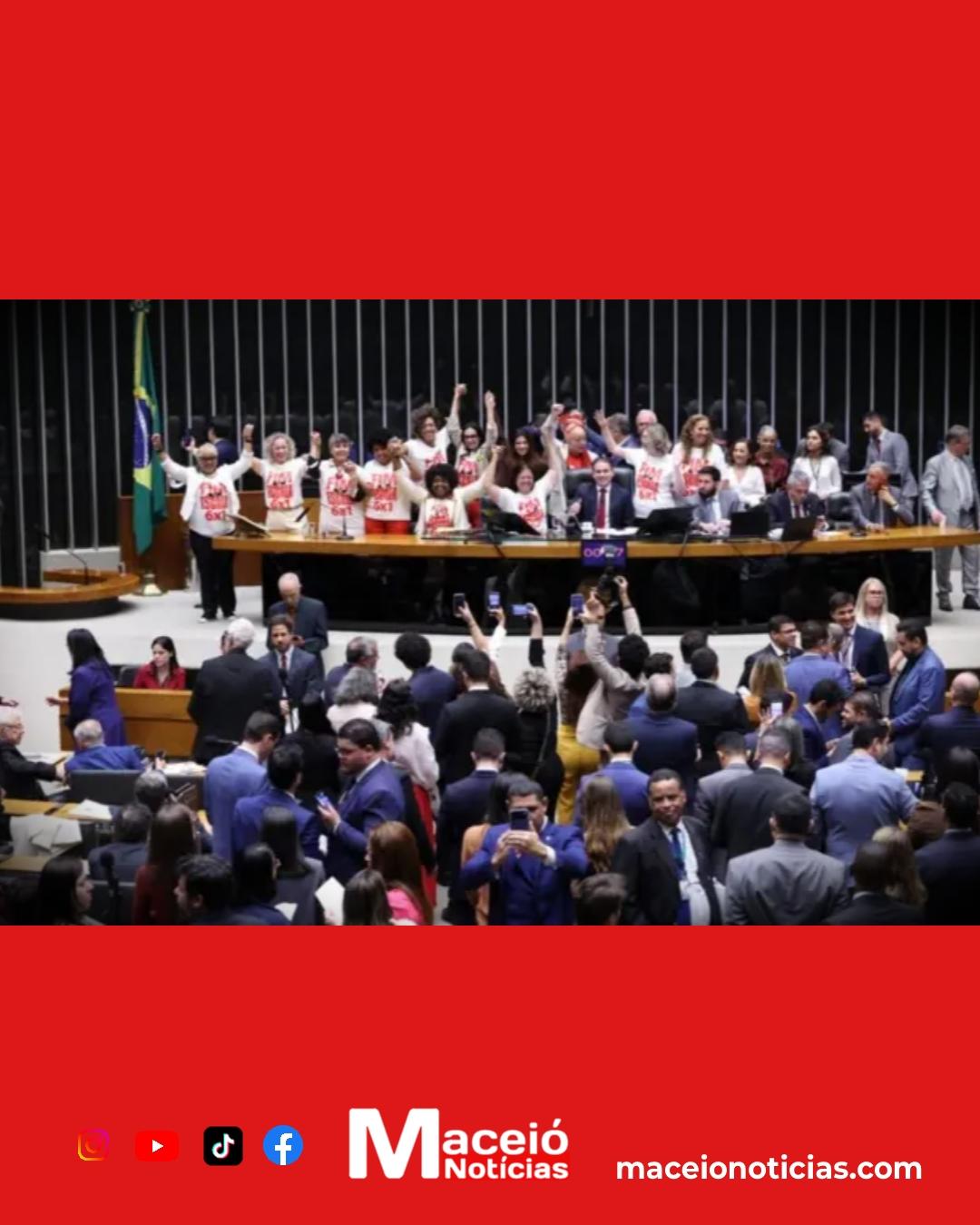 Fim da escala 6×1 avança no Congresso e proposta de jornada de 40 horas ganha apoio na Câmara