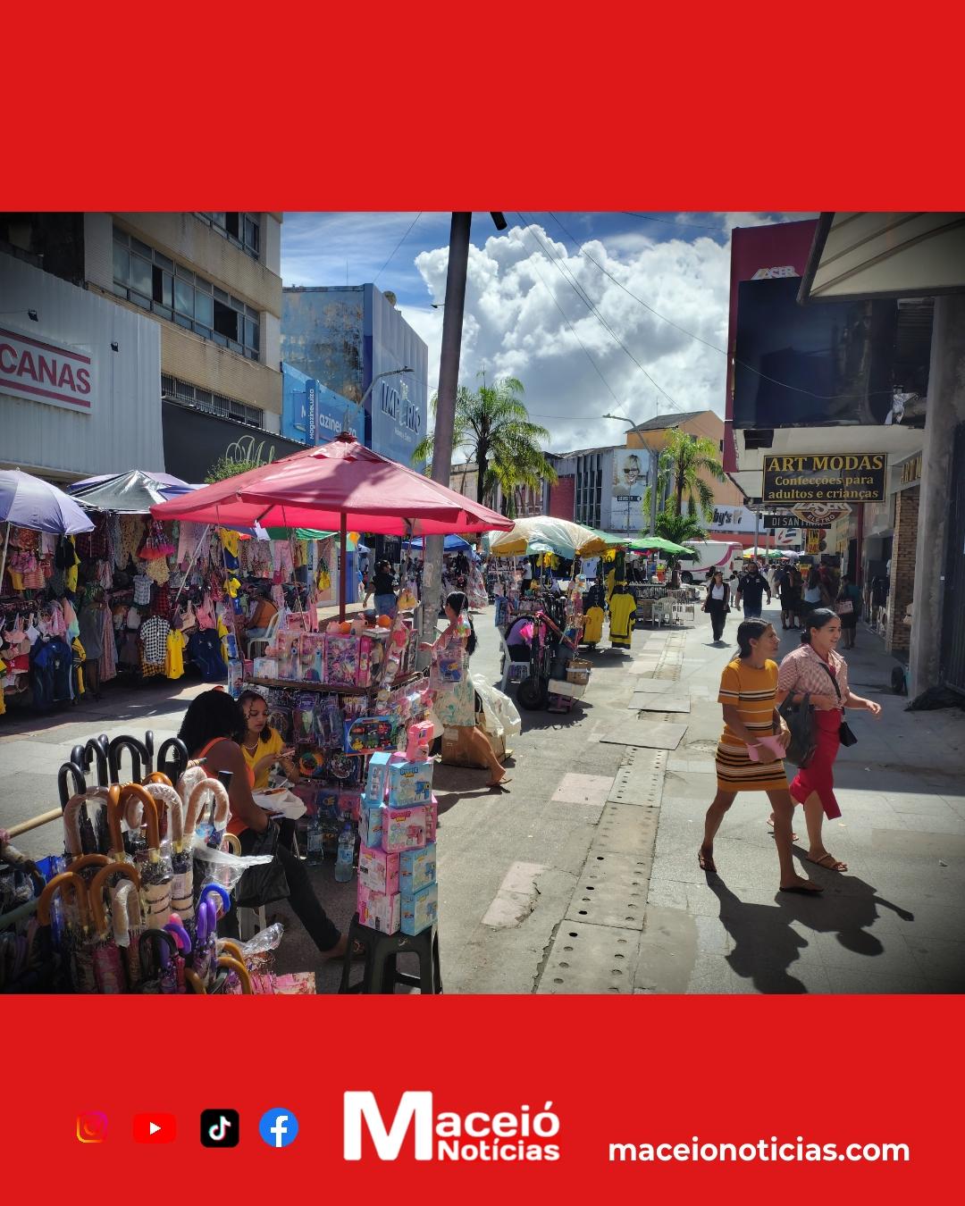 Feriado e jogo do Brasil alteram funcionamento de serviços em Maceió.