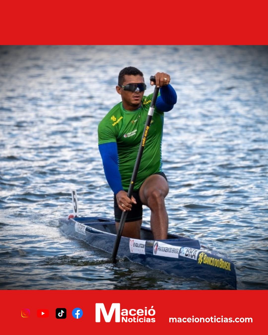 Isaquias Queiroz volta ao topo do mundo e conquista ouro no Mundial de Canoagem