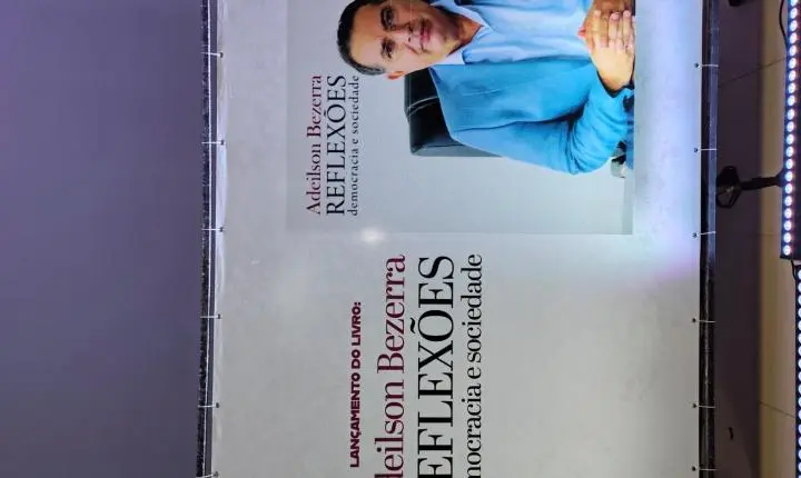 Adeílson Bezerra lança livro e movimenta cenário jurídico e político em Maceió