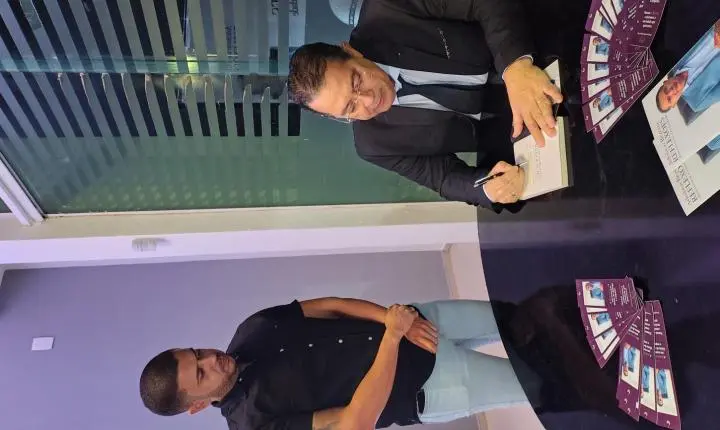 Adeílson Bezerra lança livro e movimenta cenário jurídico e político em Maceió