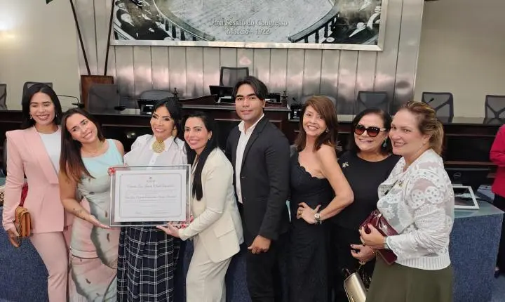 Aninha Monteiro é homenageada na ALE pelo trabalho na divulgação do turismo 