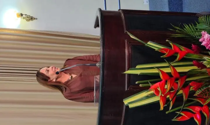 Aninha Monteiro é homenageada na ALE pelo trabalho na divulgação do turismo 