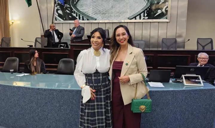 Aninha Monteiro é homenageada na ALE pelo trabalho na divulgação do turismo 