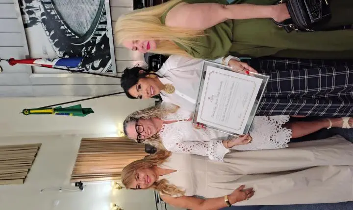 Aninha Monteiro é homenageada na ALE pelo trabalho na divulgação do turismo 