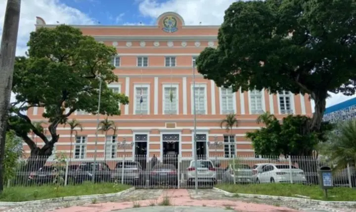 Assembleia de Alagoas aprova novas regras para cobrança e pagamento do couvert artístico