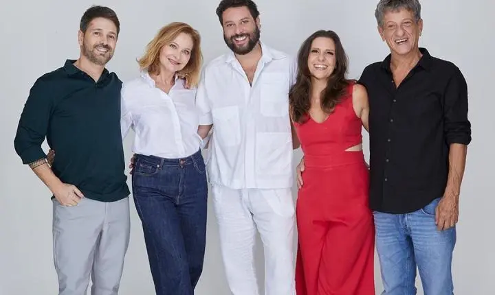 Comédia “Simples Assim” chega a Maceió com Alexandra Richter, Georgiana Góes e Pedroca Monteiro