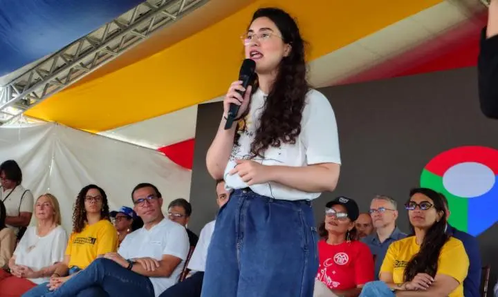 Desenrola Brasil é lançado em Maceió com presença de Boulos e grande participação popular
