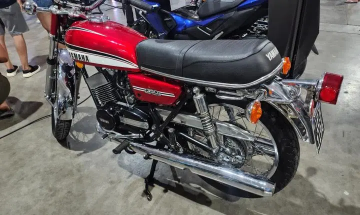 Encontro nacional de carros antigos movimentou Maceió com exposição e show da banda Pavilhão do Subúrbio