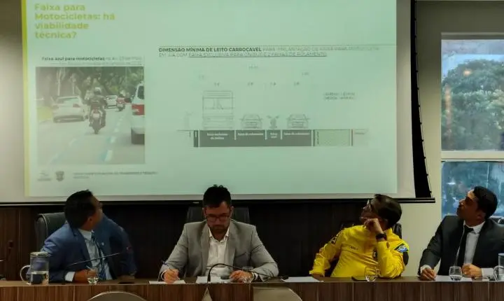 Faixa Azul para motociclistas foi discutida em audiência pública realizada em Maceió