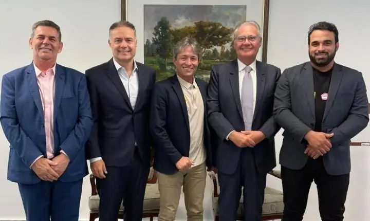 Geo Cruz garante compromisso de R$ 10 milhões para Ibateguara em Brasília