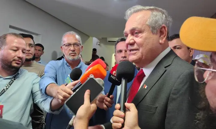 Homenagem em Rio Largo: Ronaldo Lessa recebe título de cidadão honorário em sessão solene