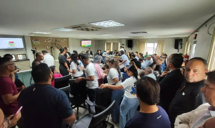 Homenagem em Rio Largo: Ronaldo Lessa recebe título de cidadão honorário em sessão solene