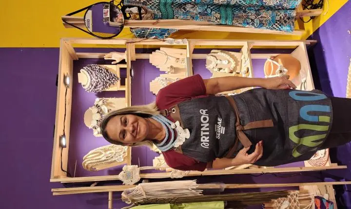 SHIÁ leva biojoias autorais da Barra de São Miguel à ARTNOR, em Maceió, no Jaraguá