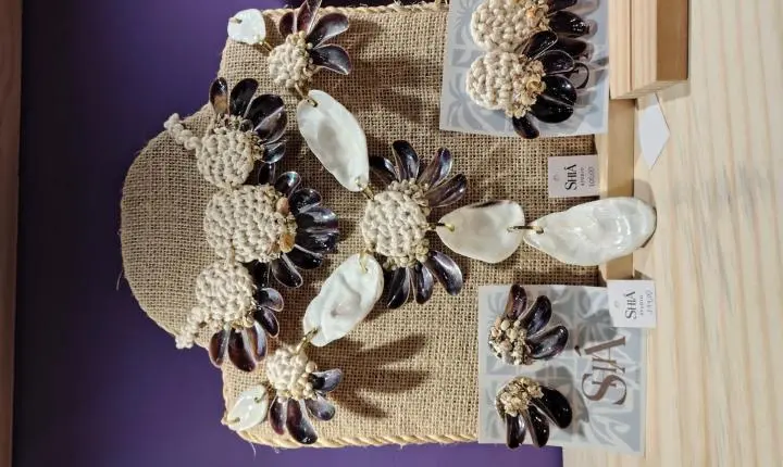 SHIÁ leva biojoias autorais da Barra de São Miguel à ARTNOR, em Maceió, no Jaraguá