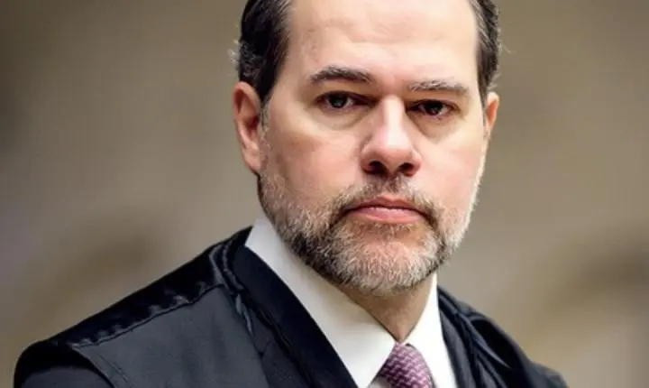 Toffoli sai do caso Master e processo muda de relator no STF