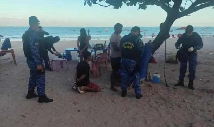 Tráfico na orla: suspeito é preso durante patrulhamento da Guarda Municipal